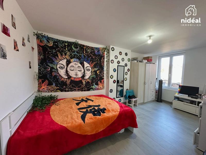 Maison - 148 m² - 6 pièces