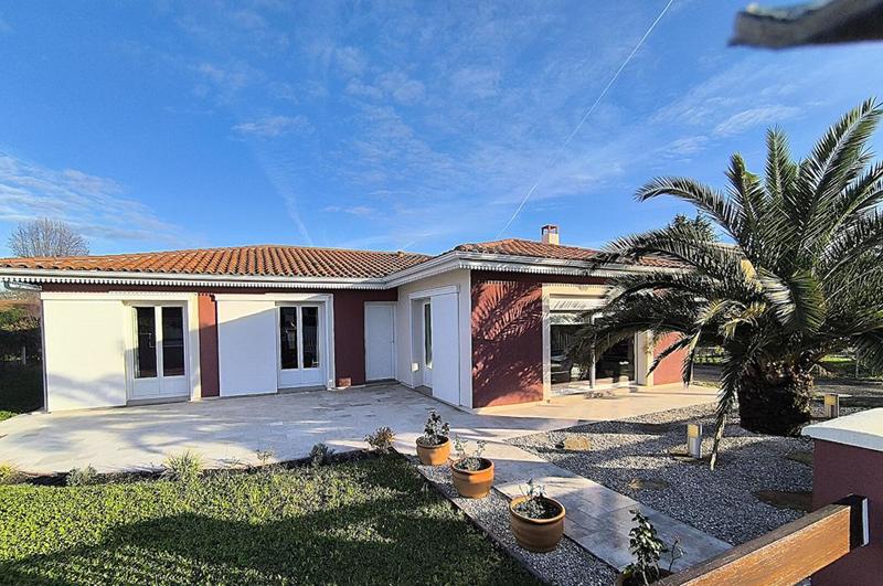 Maison - 105 m² - 4 pièces