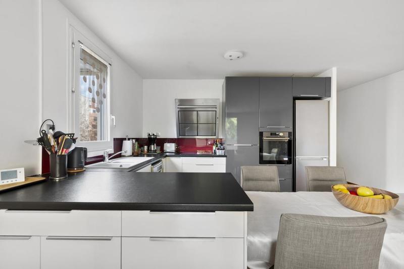 Appartement - 85 m² - 4 pièces