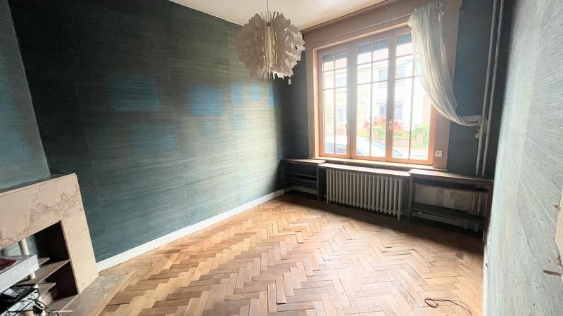 Maison - 200 m² - 7 pièces