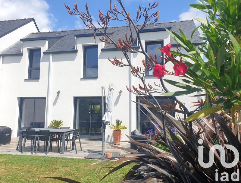 Maison - 96 m² - 4 pièces