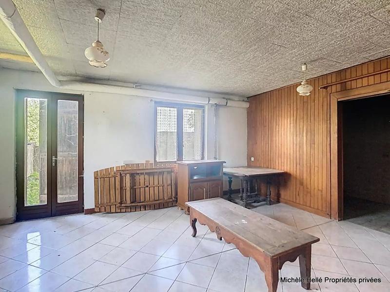 Maison - 210 m² - 7 pièces