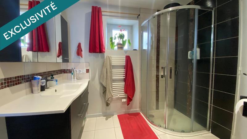 Maison - 161 m² - 8 pièces