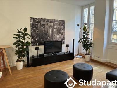 Chambre - 11 m² - 1 pièce