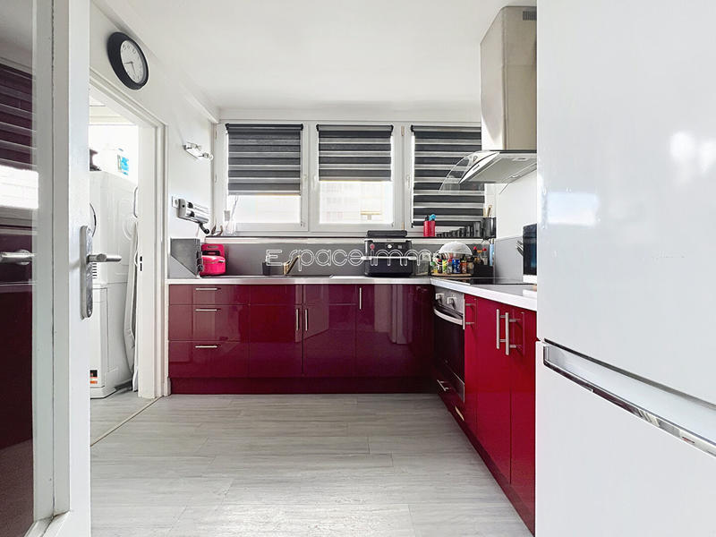 Appartement - 84 m² - 4 pièces