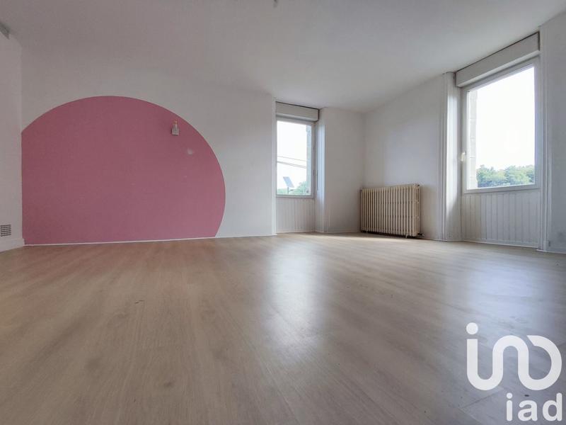 Maison - 200 m² - 7 pièces