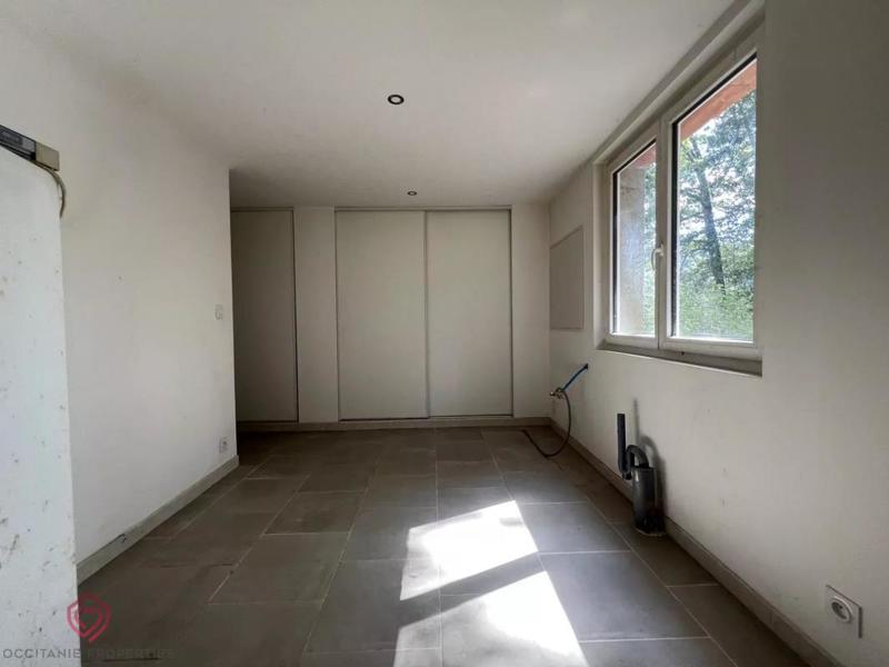 Propriété - 271 m² - 7 pièces