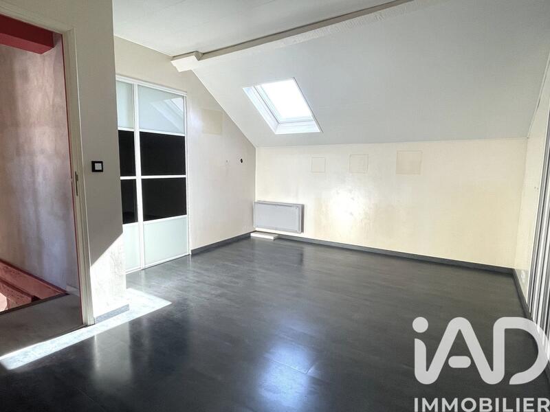 Maison - 95 m² - 6 pièces