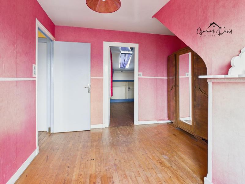 Maison - 175 m² - 8 pièces