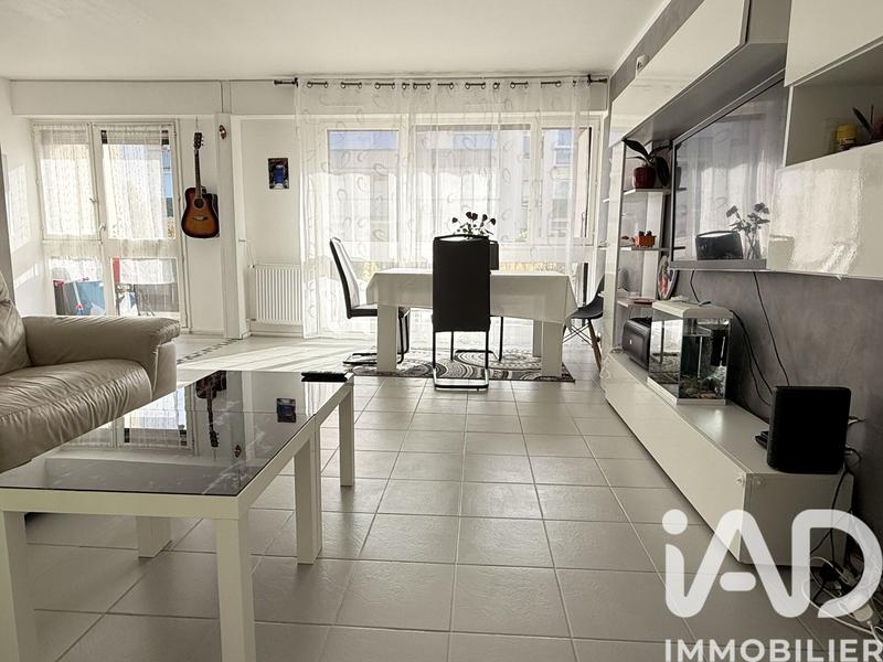 Appartement - 80 m² - 4 pièces