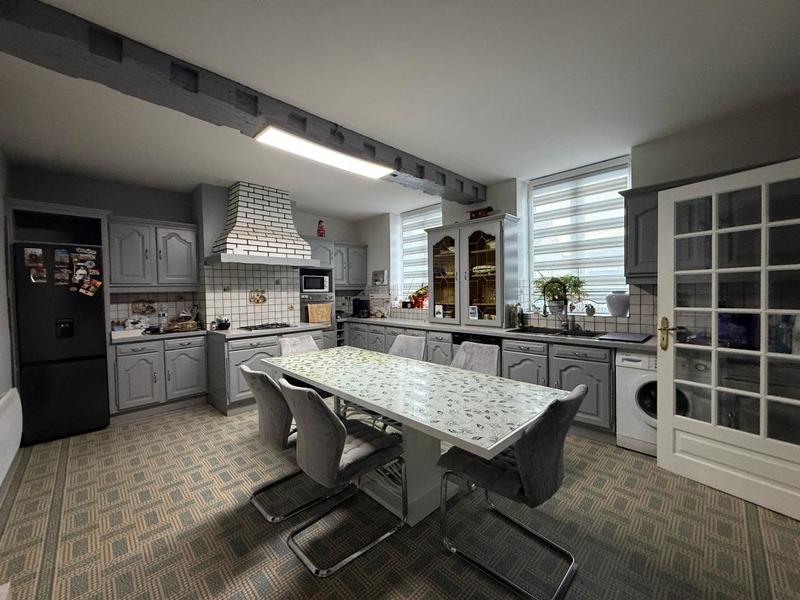 Maison - 142 m² - 5 pièces