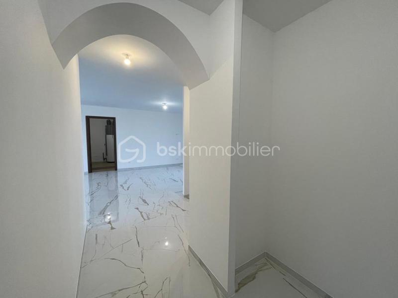 Maison - 104 m² - 5 pièces