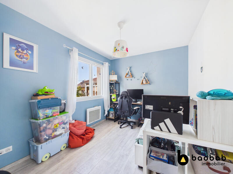 Maison - 122 m² - 5 pièces