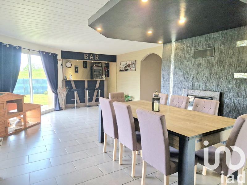 Maison - 351 m² - 12 pièces