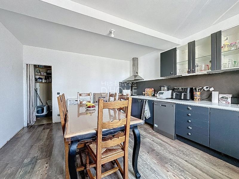 Maison - 179 m² - 5 pièces