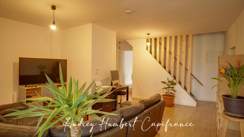 Appartement - 218 m² - 6 pièces