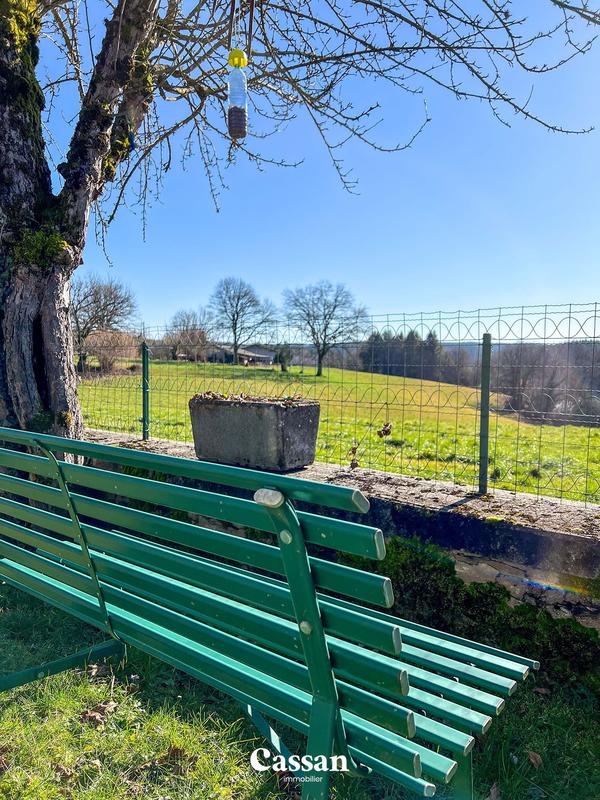 Maison - 290 m² - 14 pièces