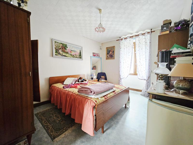 Corps de ferme - 200 m² - 7 pièces