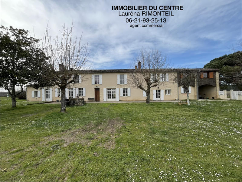 Maison - 548 m² - 12 pièces