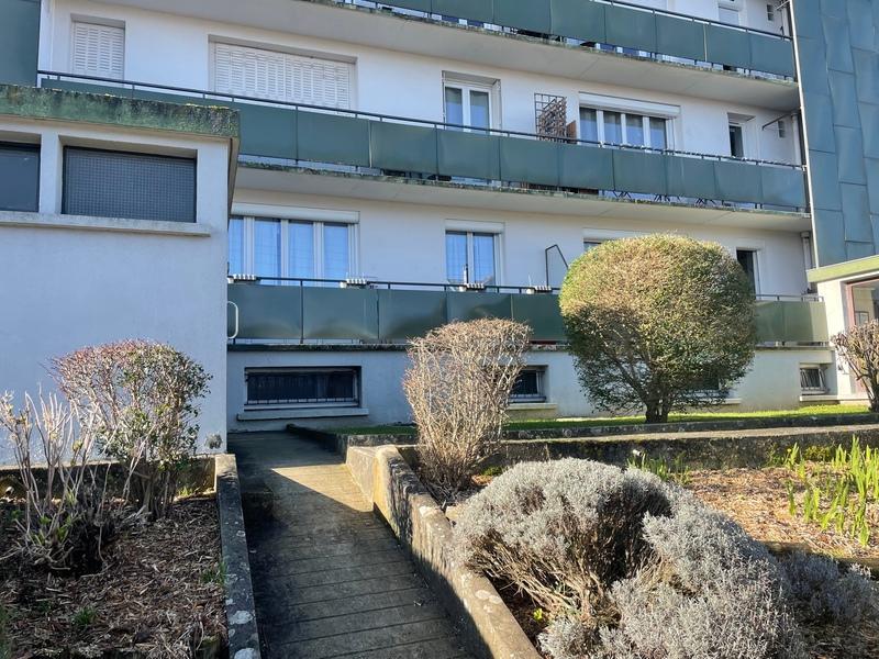 Appartement - 96 m² - 4 pièces