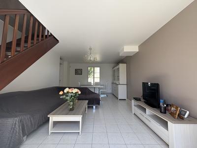 Maison traditionnelle - 80 m² - 5 pièces