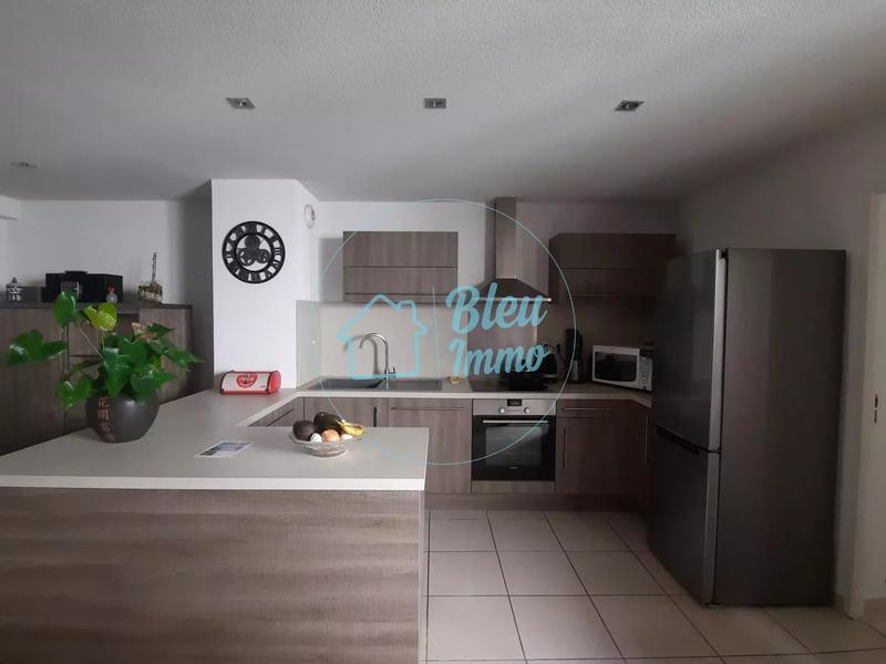 Appartement - 75 m² - 3 pièces