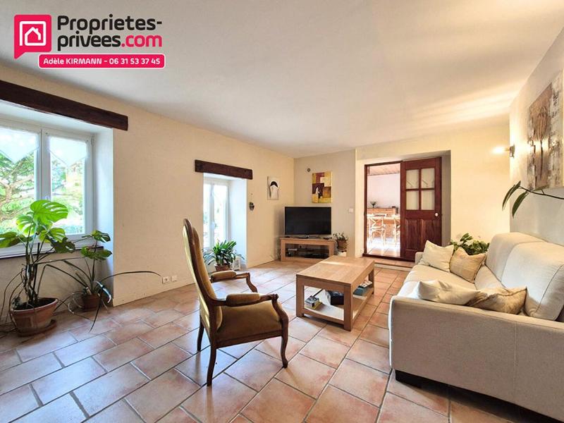 Maison - 200 m² - 7 pièces