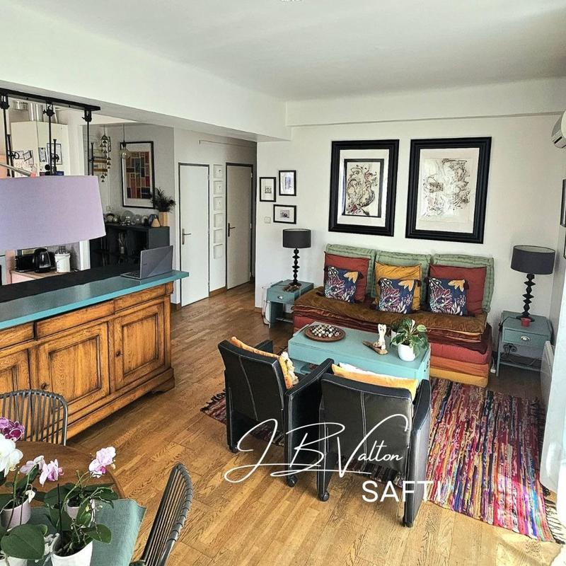 Appartement - 84 m² - 4 pièces