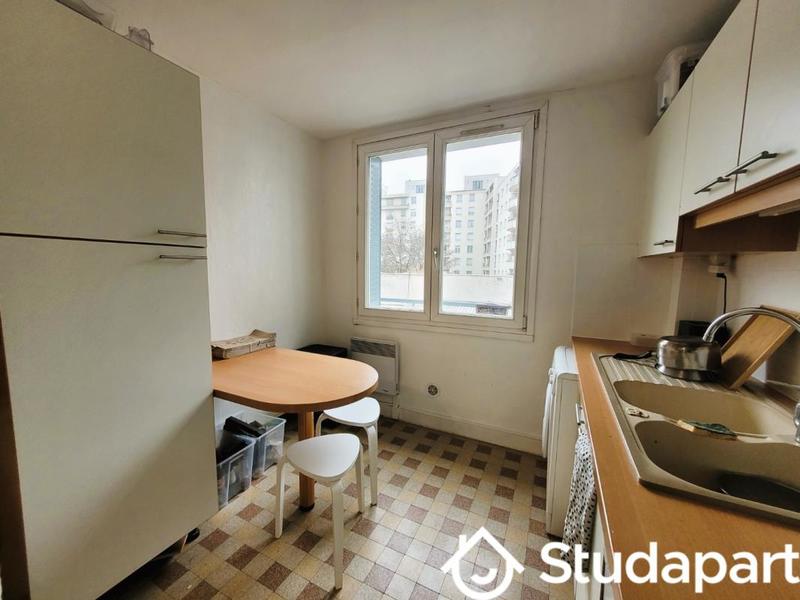 Chambre - 9 m² - 1 pièce