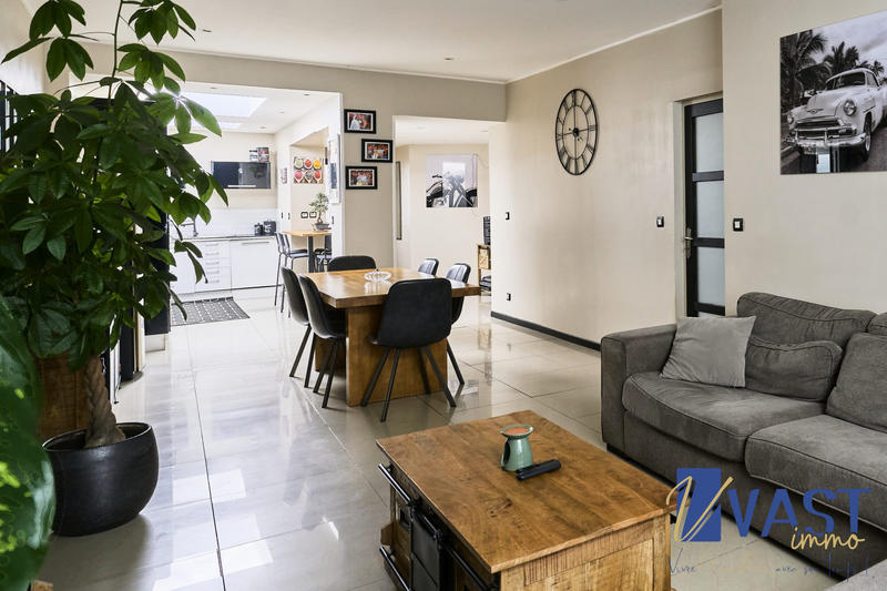 Maison - 135 m² - 5 pièces