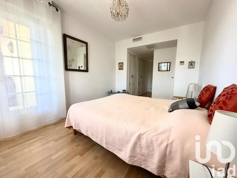 Maison - 280 m² - 7 pièces