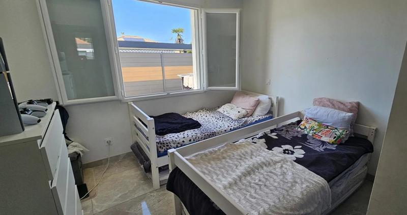 Propriété - 146 m² - 8 pièces