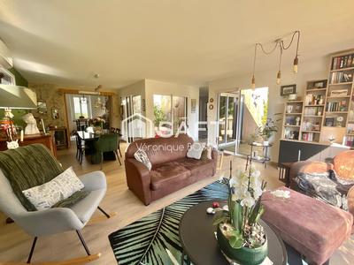 Maison - 107 m² - 5 pièces