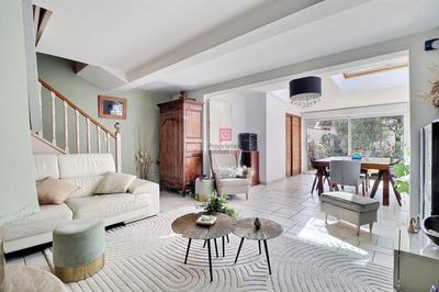 Maison - 108 m² - 5 pièces