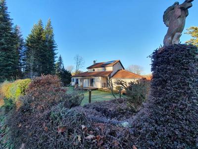 Maison - 190 m² - 6 pièces