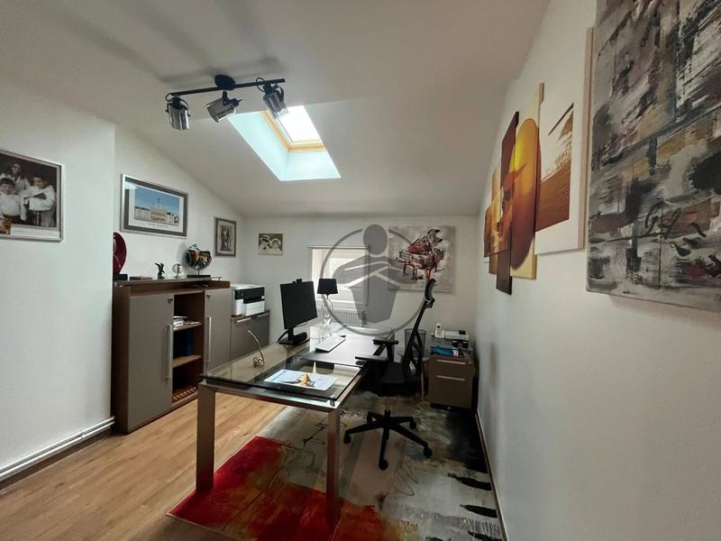 Appartement - 122 m² - 5 pièces