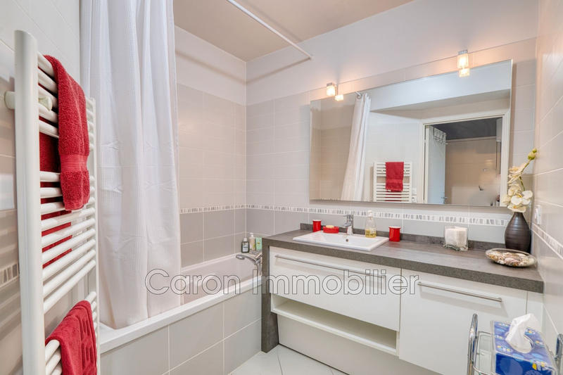 Appartement - 93 m² - 4 pièces