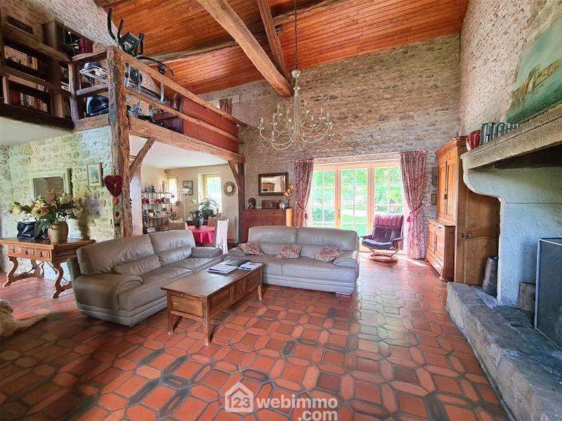 Maison - 191 m² - 7 pièces