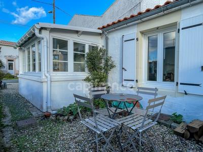 Maison - 65 m² - 3 pièces