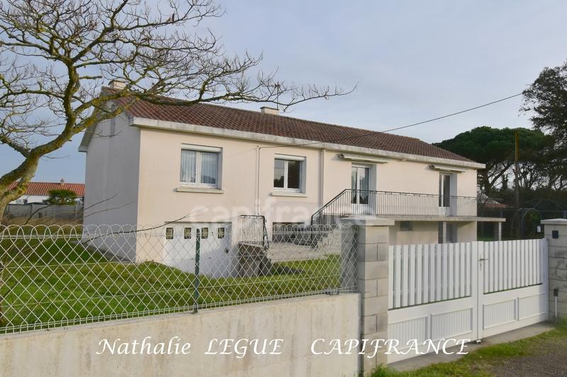 Maison - 196 m² - 11 pièces