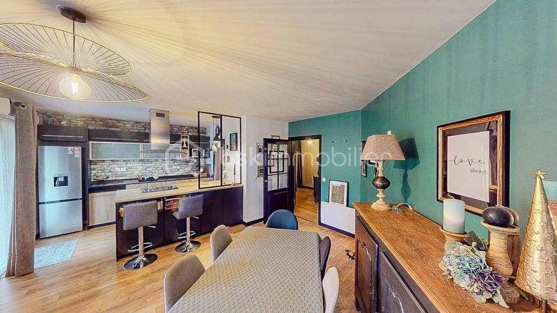 Appartement - 83 m² - 4 pièces