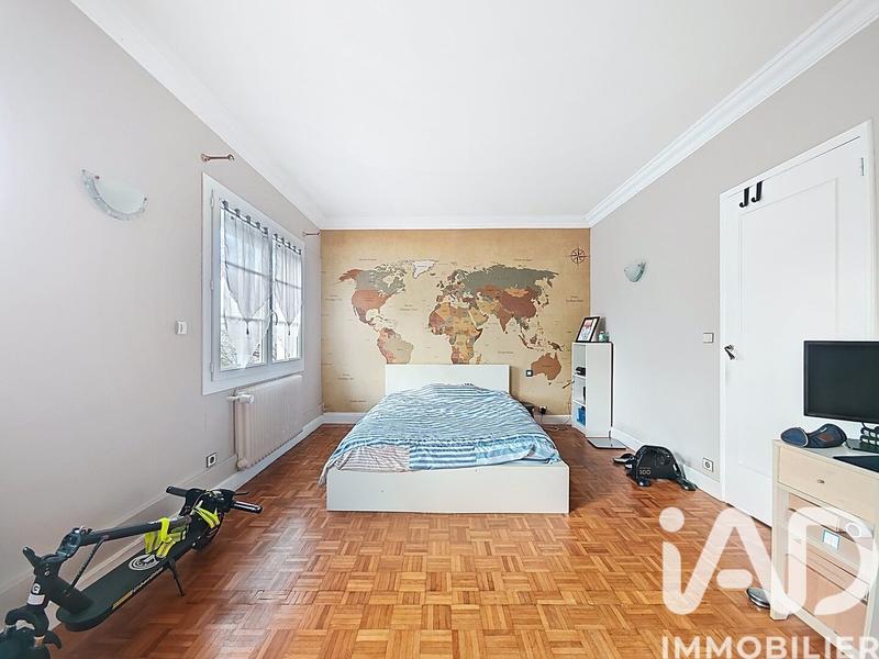 Maison - 190 m² - 8 pièces