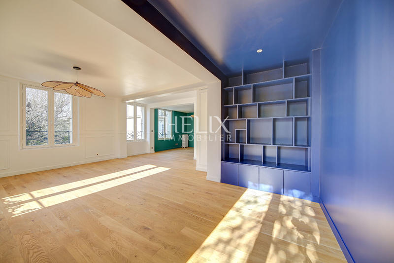 Maison - 383 m² - 9 pièces