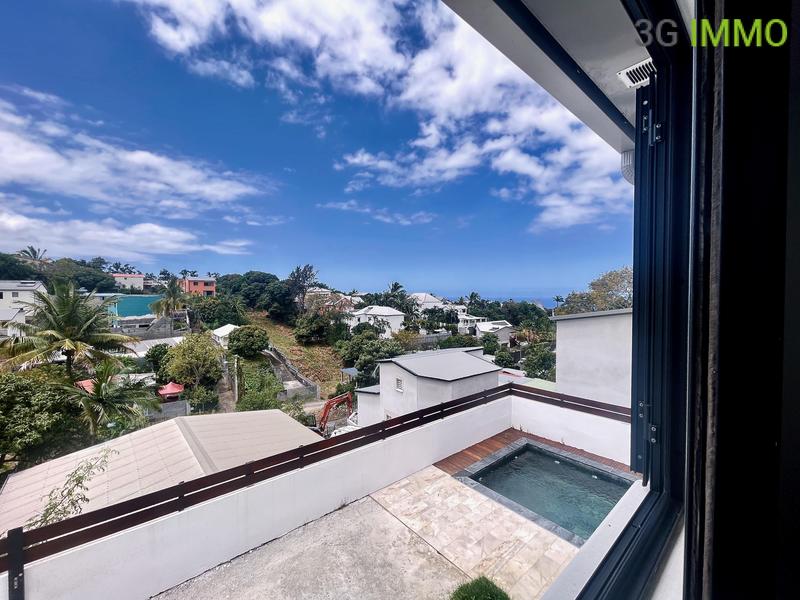 Maison - 101 m² - 8 pièces