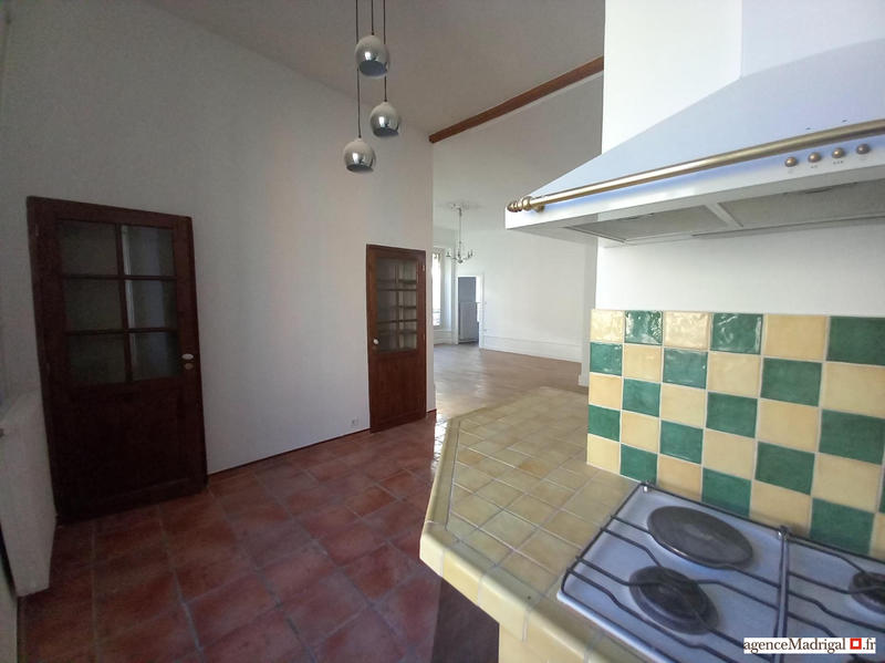 Appartement - 101 m² - 3 pièces