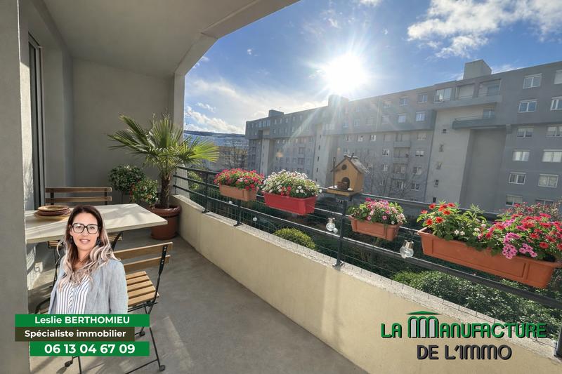 Appartement - 85 m² - 4 pièces