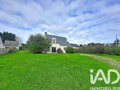 Maison - 122 m² - 6 pièces