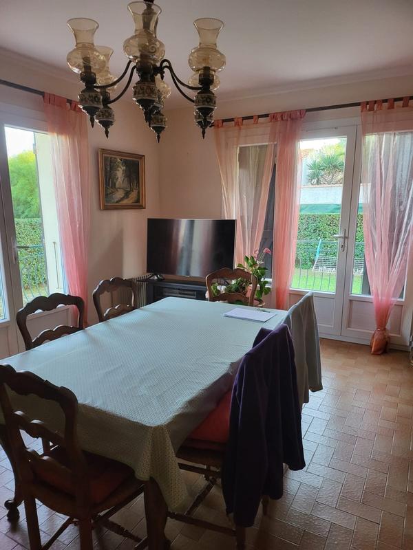 Maison - 99 m² - 5 pièces