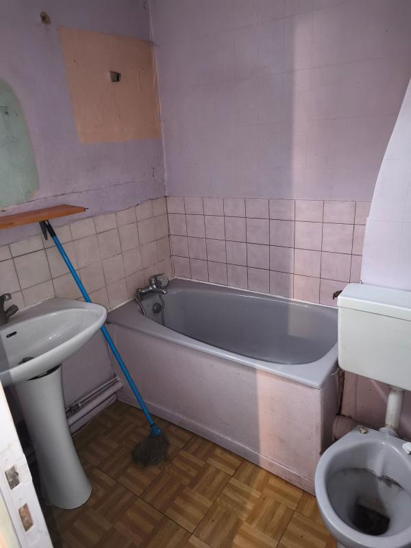 Immeuble - 74 m² - 3 pièces