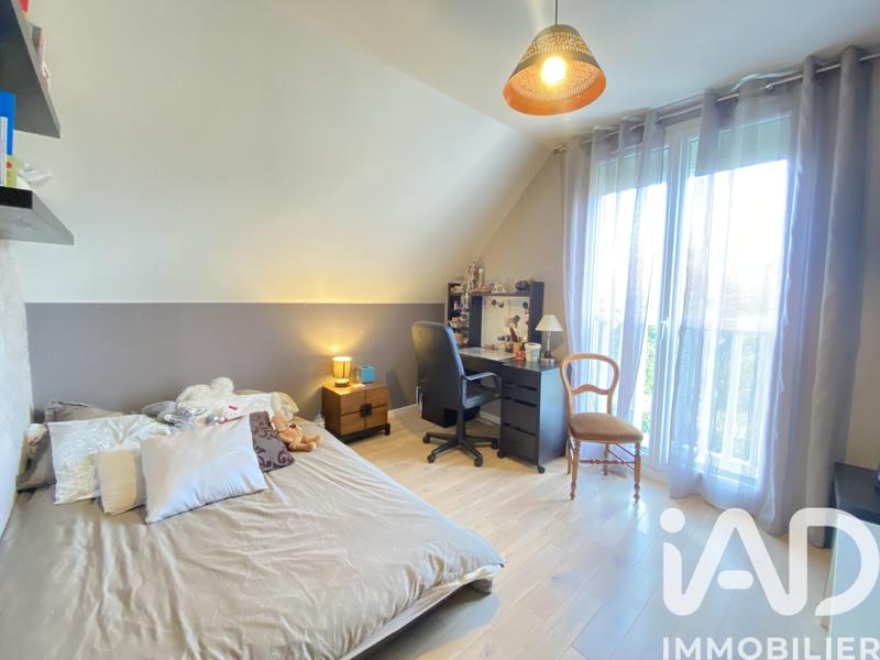 Maison - 180 m² - 8 pièces